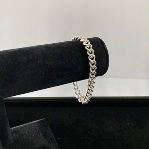 New old stock bracelet. B4